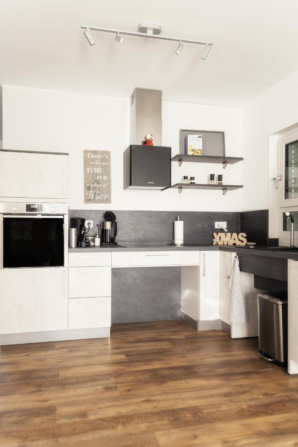 Ferienwohnung Bergaecker 뉴알벤르스 외부 사진